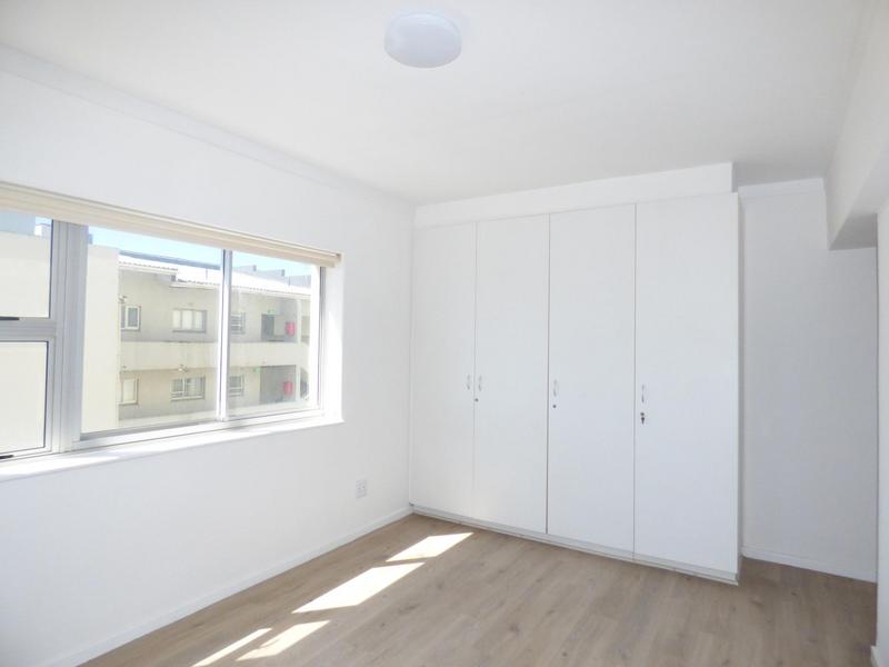 1 Bedroom Property for Sale in Mouille Point Western Cape